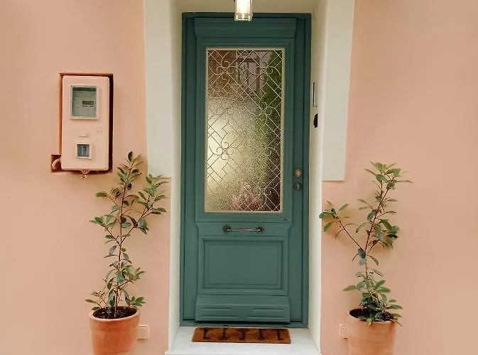 1930 Townhouse